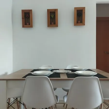 Residencial Les Moles Nyaraló